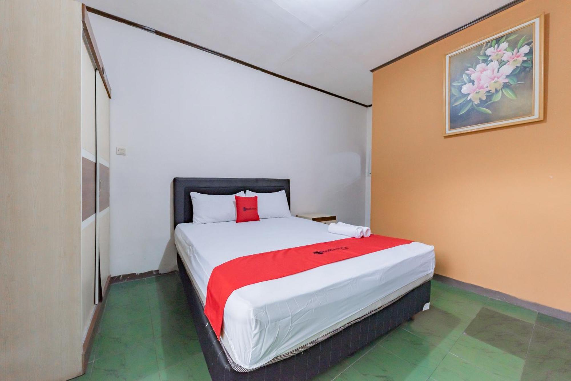 Reddoorz Near Cikole Lembang Hotel Bagian luar foto