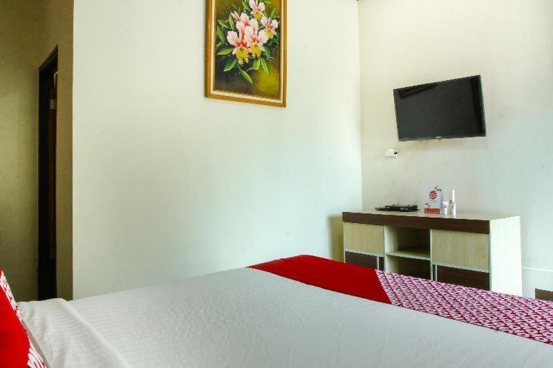Reddoorz Near Cikole Lembang Hotel Ruang foto